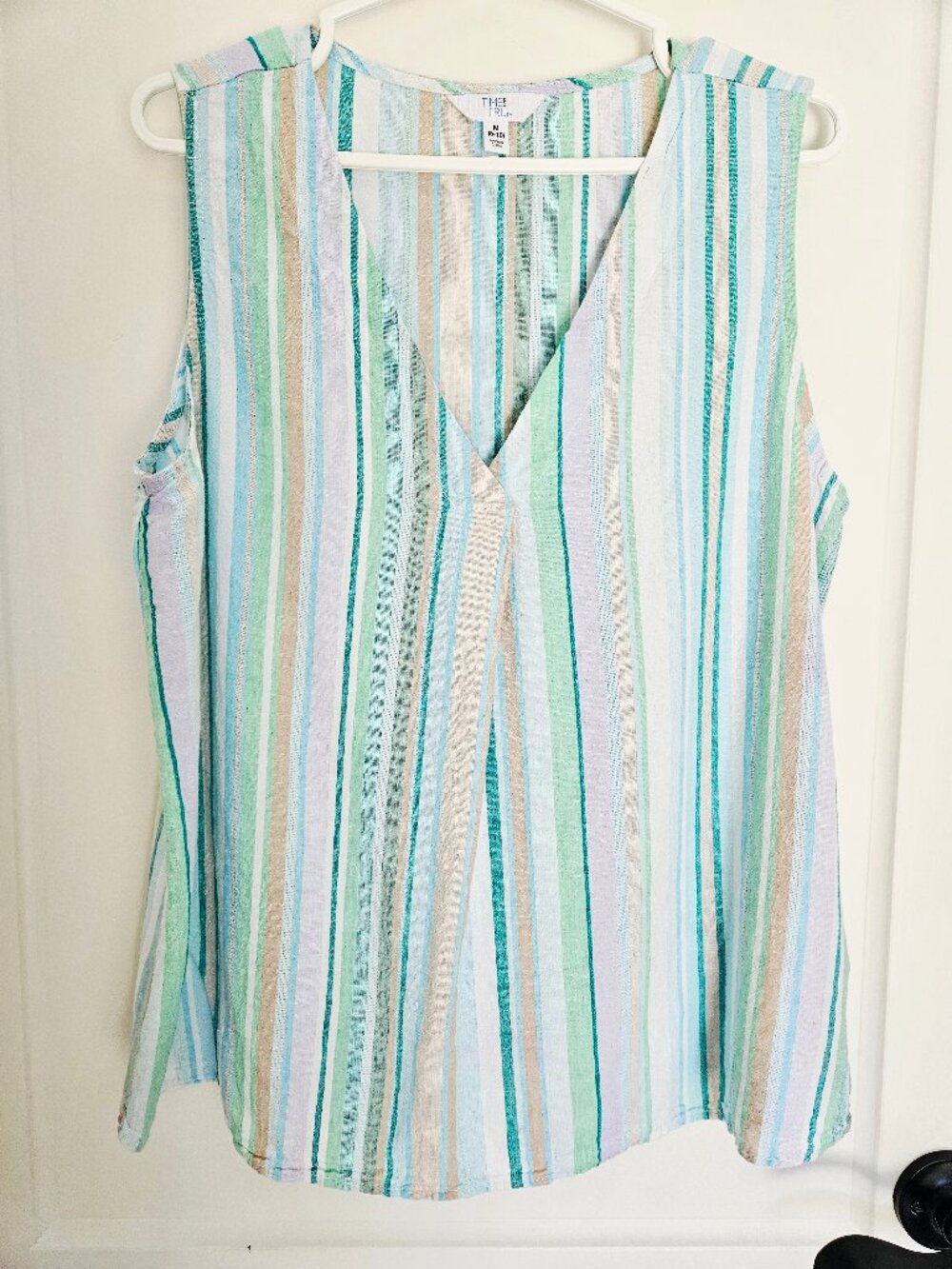 Time And Tru Women's Striped V-Neck Tank Top Size 8-10/M